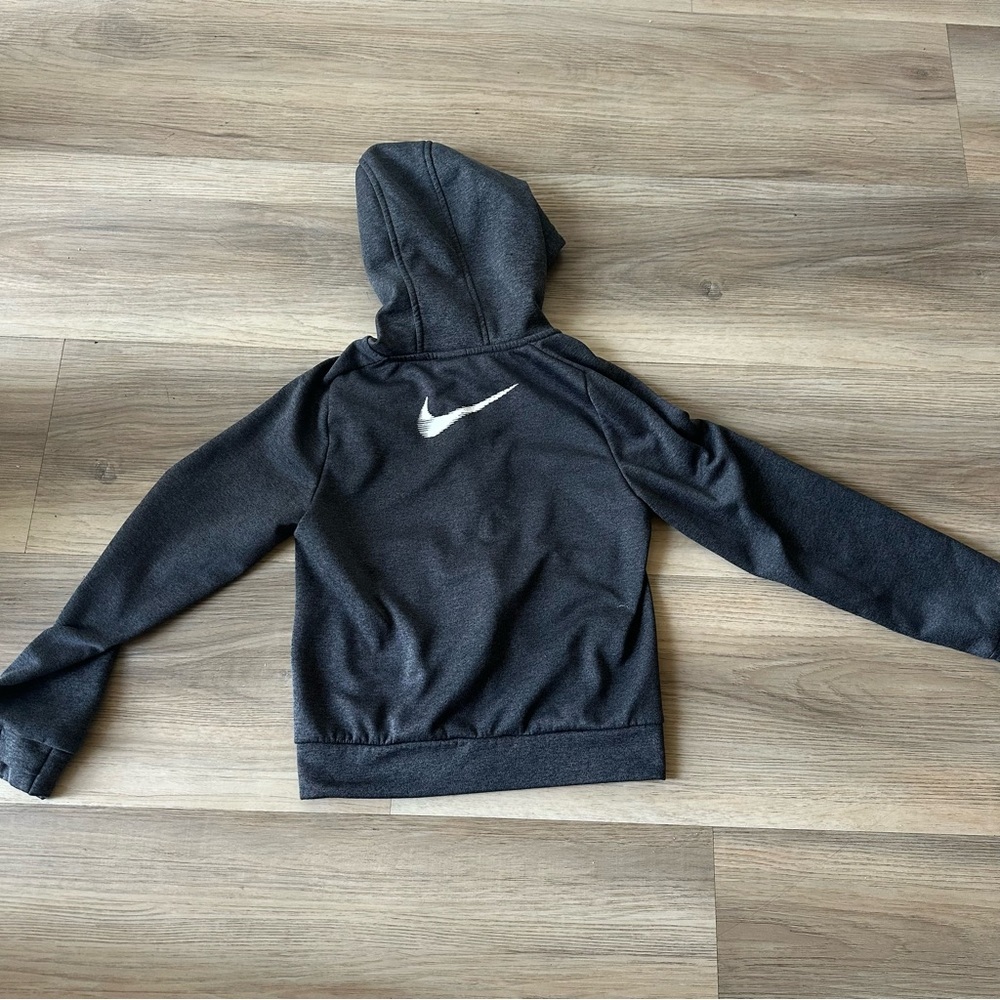 3 for $15 deal/ Nike Kids Charcoal Full-Zip Hoodie 6/7 XS - Picture 2 of 8